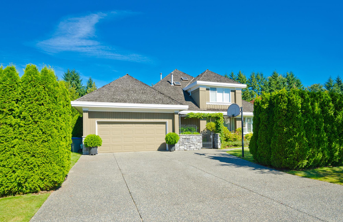 Easy Tips for Maintaining Your Driveway